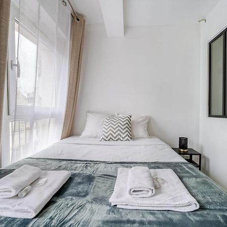 Beautiful Apartement With 2 Bedrooms In Paris Centre Eksteriør bilde